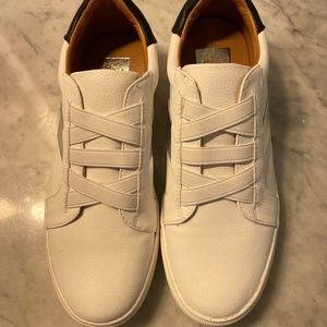 BRAND NEW Dolce Vita Sneakers